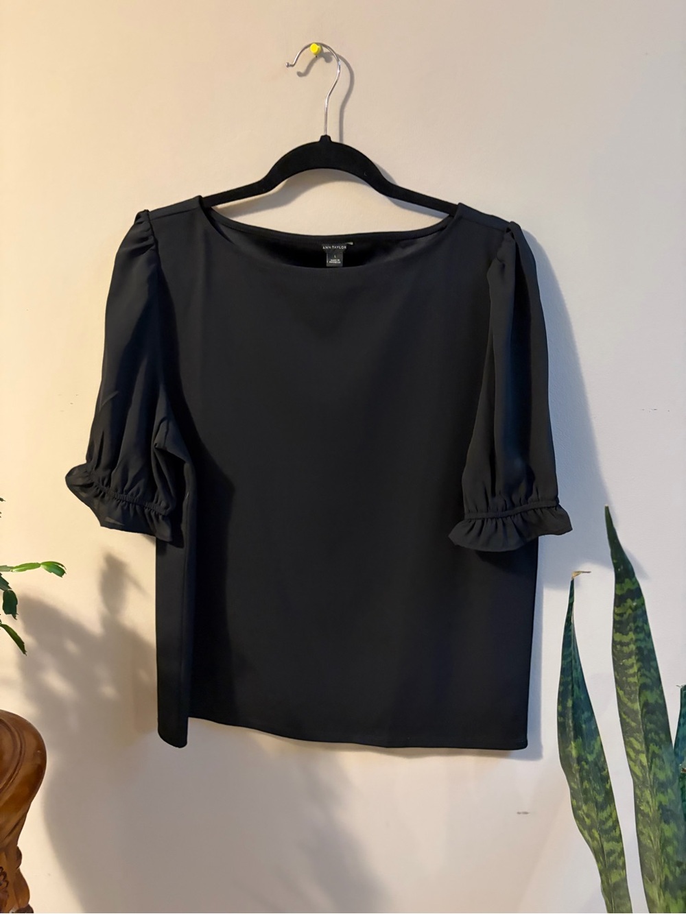 Ann Taylor Black Puff-Sleeve Blouse